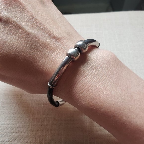 Vintage Sterling and Leather Taxco Bracelet Mexico Unisex - Picture 1 of 9
